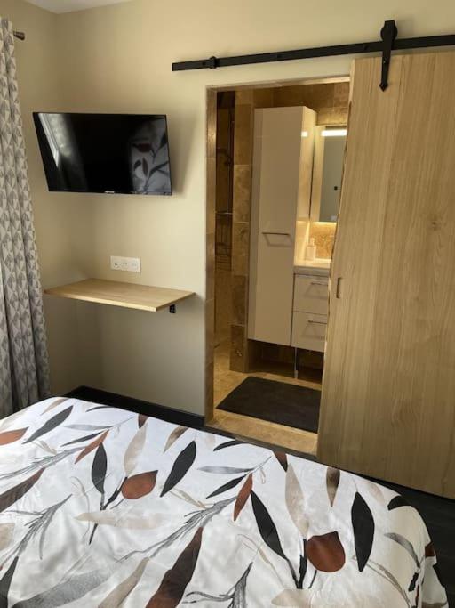 Magnifique Appartement T3 Tout Confort Perpignano Esterno foto