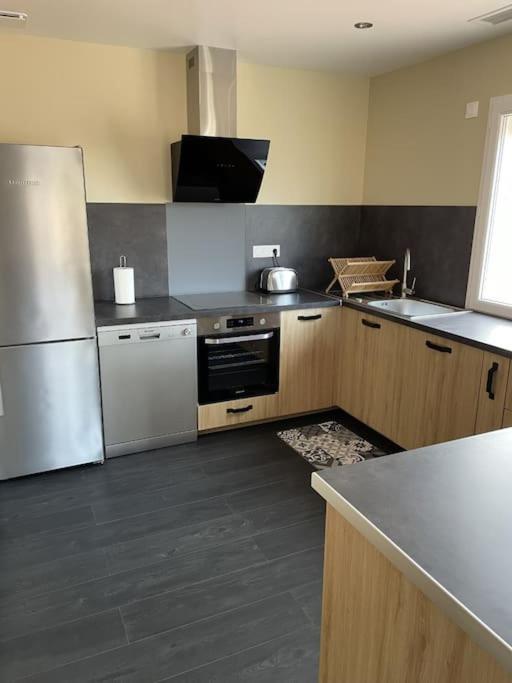 Magnifique Appartement T3 Tout Confort Perpignano Esterno foto